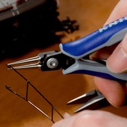 Szczypce precyzyjne 34 32 130